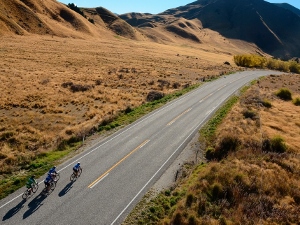AN NZ51-1-Story-3-Cyclists-AC29 WEB LOW RES 300x225